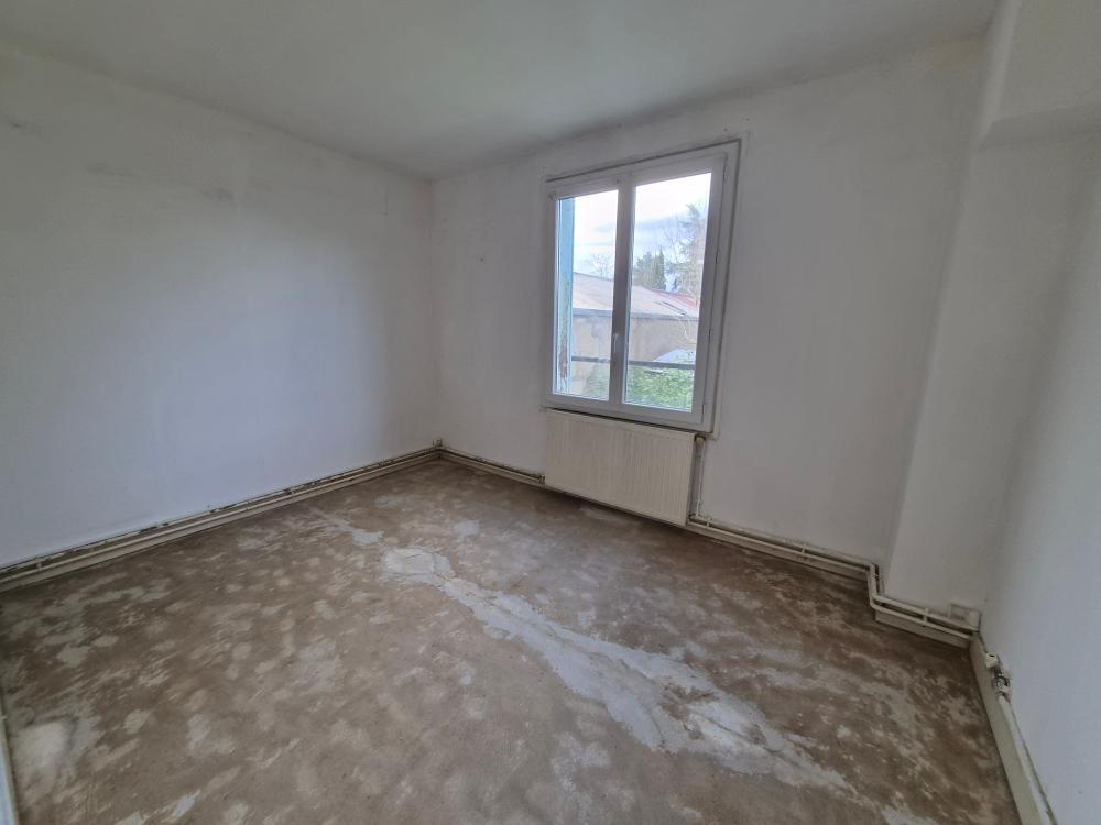 IMMEUBLE A USAGE LOCATIF