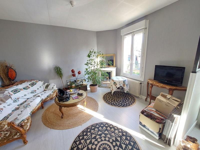 CHARMANTE MAISON TYPE 2 VIERZON