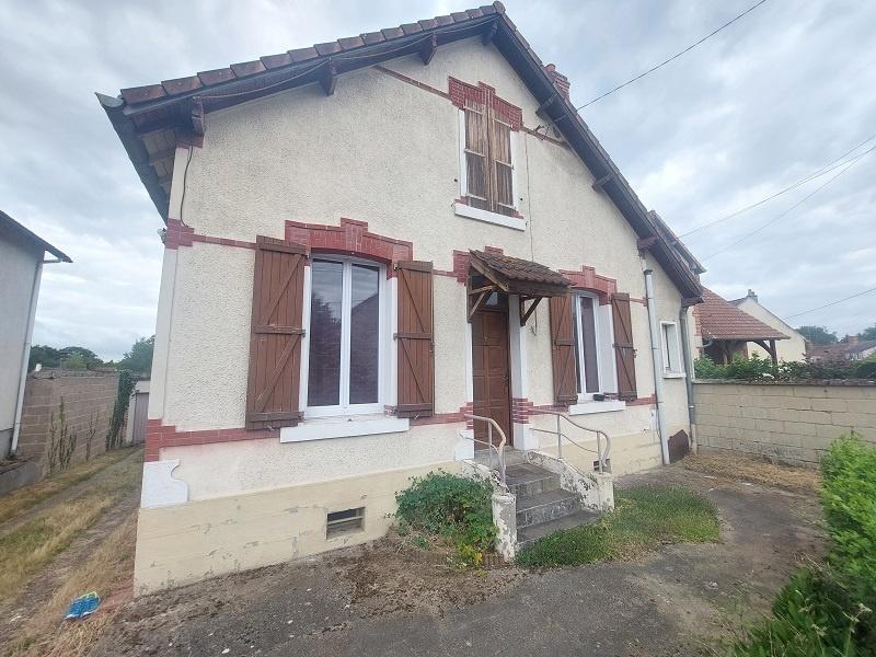 MAISON VIERZON VILLAGE