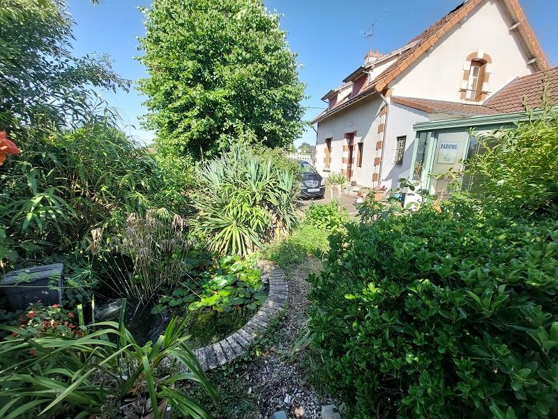 VIERZON Belle maison de ville 5 pièces