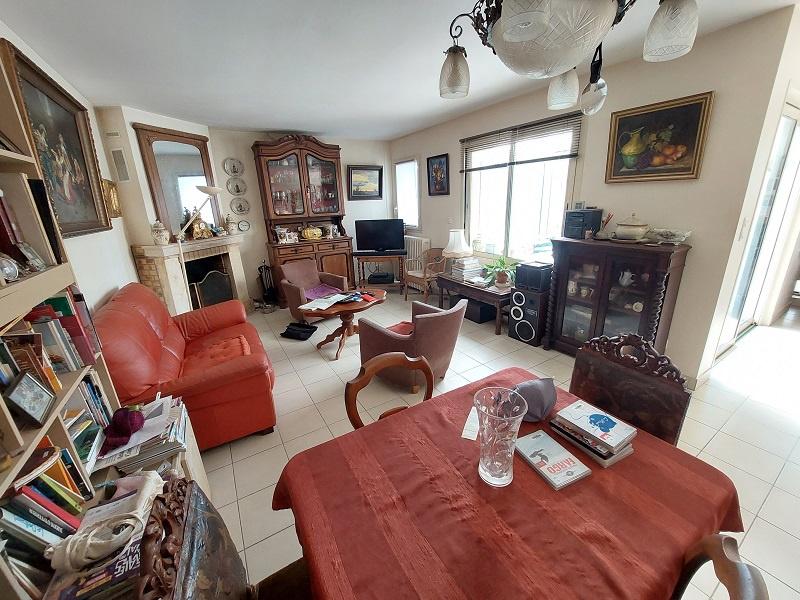 VIERZON Belle maison de ville 5 pièces