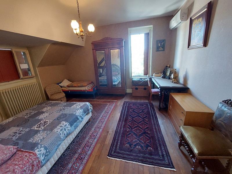 VIERZON Belle maison de ville 5 pièces