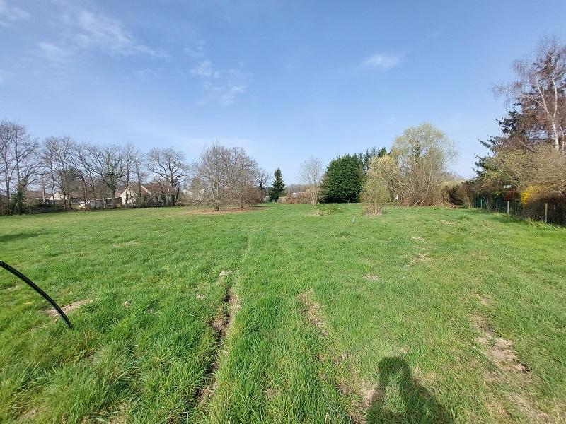 TERRAIN CONSTRUCTIBLE THEILLAY