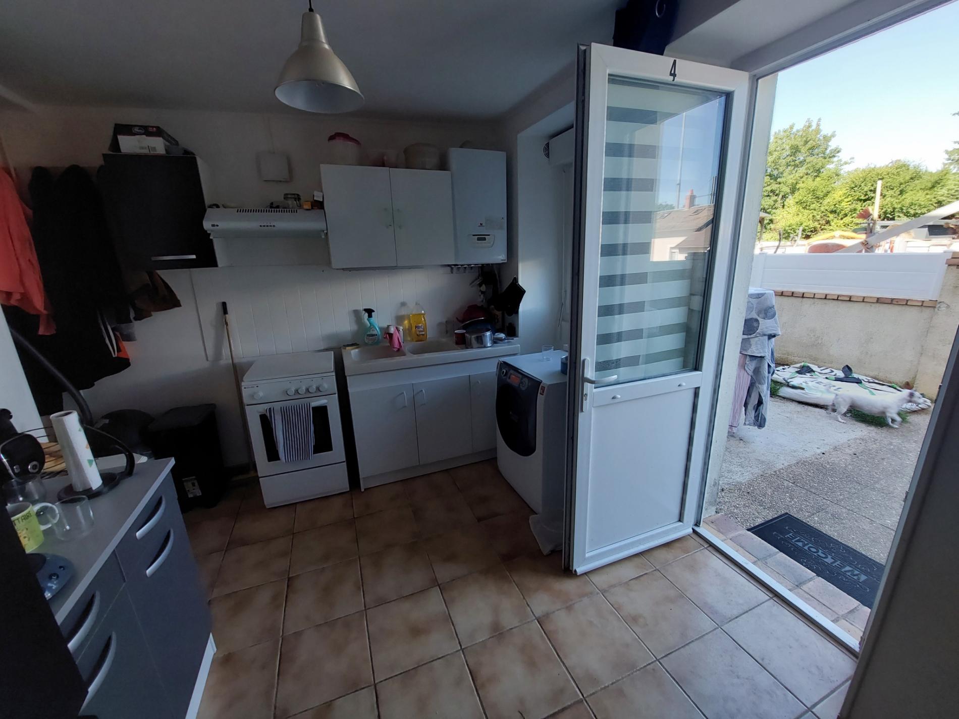 IMMEUBLE DE RAPPORT FOECY
