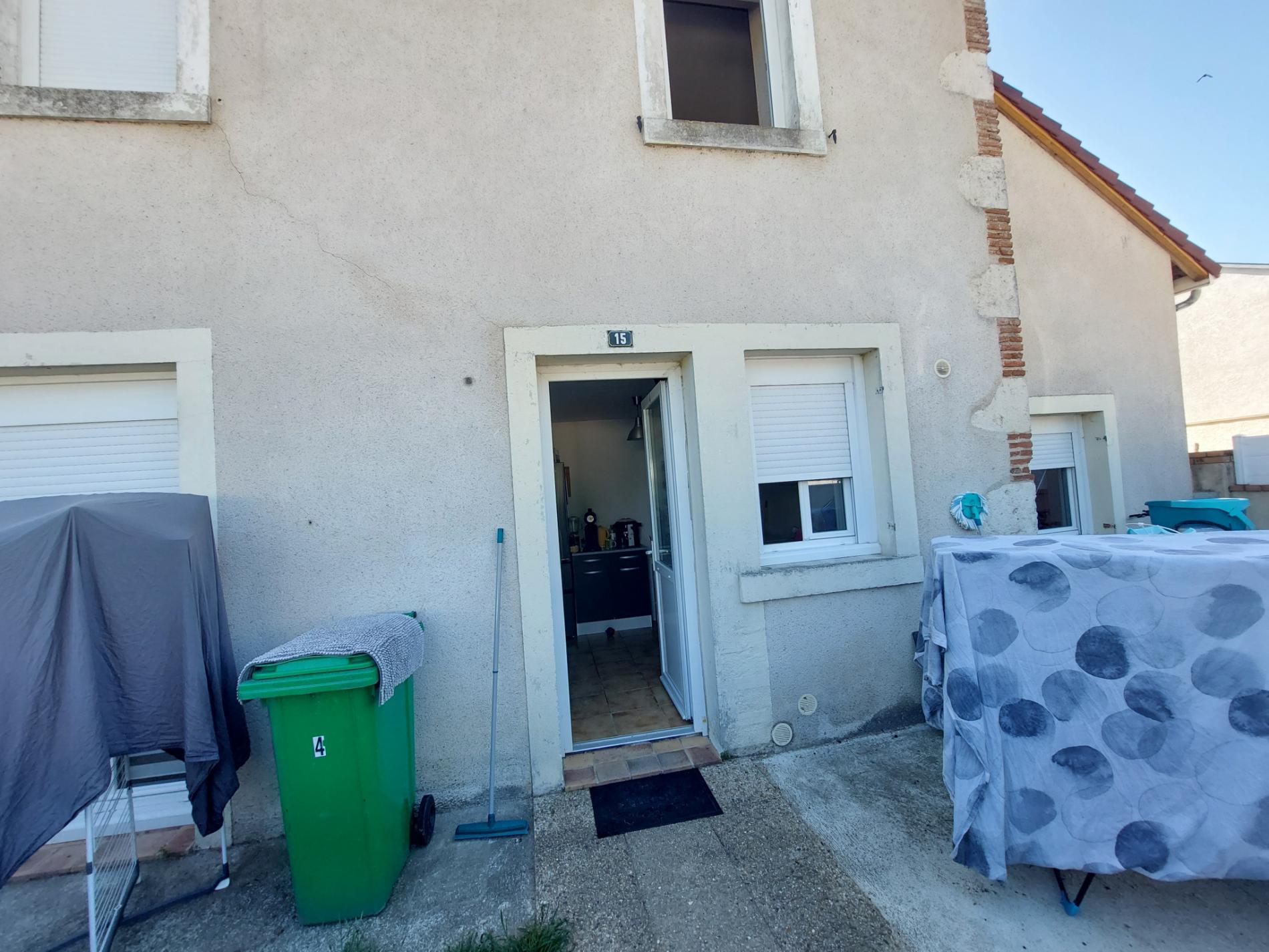 IMMEUBLE DE RAPPORT FOECY