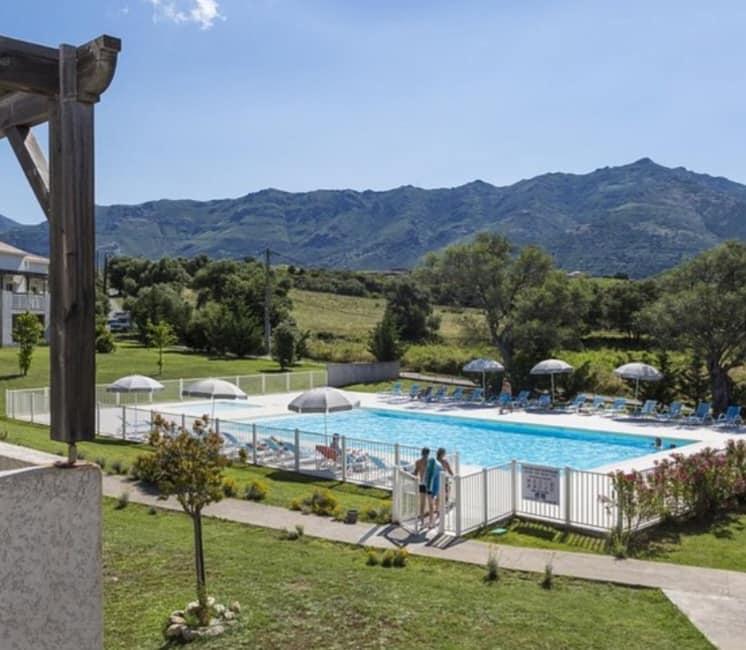 CORSE, Bel appartement de Type 3 avec terrasse