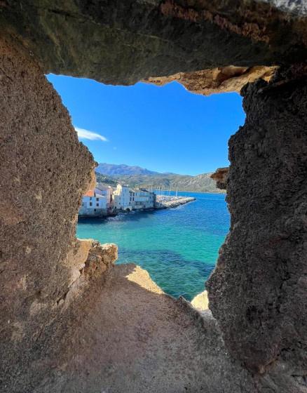 CORSE, Bel appartement de Type 3 avec terrasse