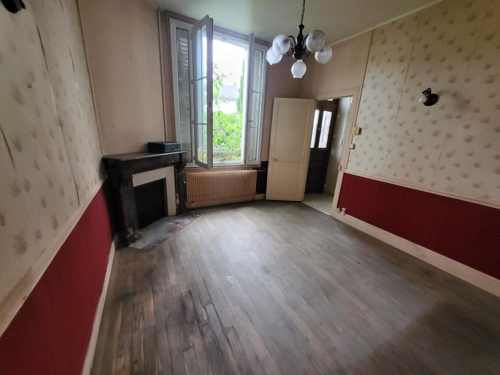 VIERZON Qu. Bois d'Yevre Maison de ville