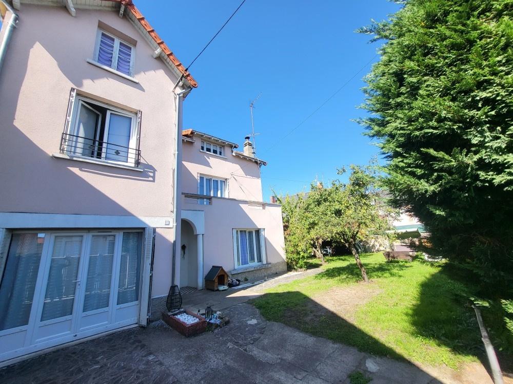 VIERZON Quartier Village Maison familiale