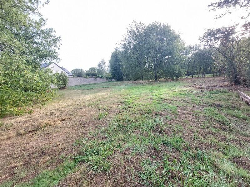 TERRAIN CONSTRUCTIBLE THEILLAY