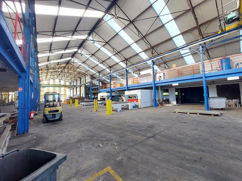 Vierzon Bâtiment industriel