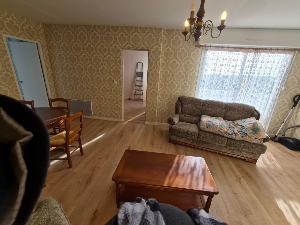 VIERZON Centre ville Appartement Type 2 avec balcon